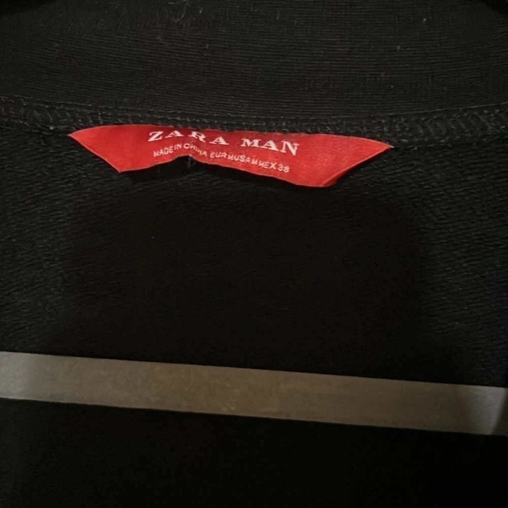 COPY - Zara Mans Carginan / sweater